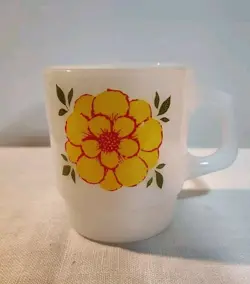 CUP YELLOW FLOWER