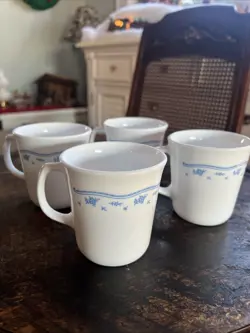 D-HANDLED MUGS SET