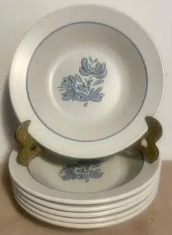 SET OF 6 PFALTZGRAFF YORKTOWNE STONEWARE 8.5 INCH RIMMED SOUP BOWLS  USA VINTAGE