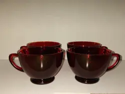 GLASS TEA MUGS
