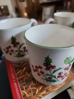 OF MUGS IN
