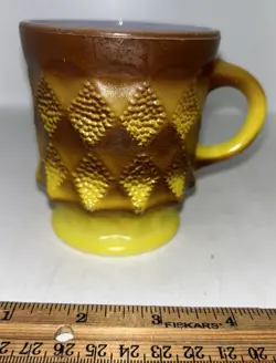 ANCHOR HOCKING - VINTAGE FIRE KING GLASS KIMBERLY COFFEE MUG RETRO BROWN YELLOW