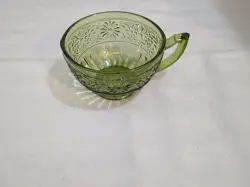GLASS DAISY GREEN