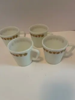 VINTAGE PYREX #1410 BUTTERFLY GOLD MILK GLASS COFFEE MUGS, SET OF 4