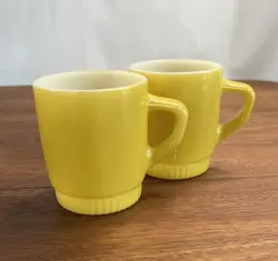 ANCHOR MUGS VINTAGE HOCKING FIRE KING MUG YELLOW STACKABLE D HANDLE 2 SET