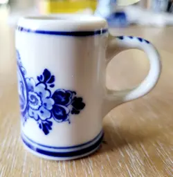 BLUE HOLLAND