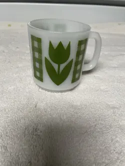 GREEN VINTAGE GLASBAKE