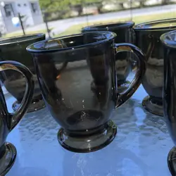 HOCKING FOOTED MUG