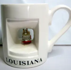 CUP MUG W/MODEL