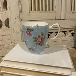 BLUE VINTAGE MUG