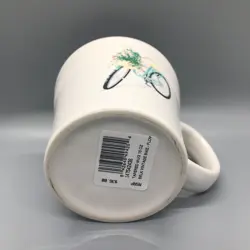 TAPERED MUG