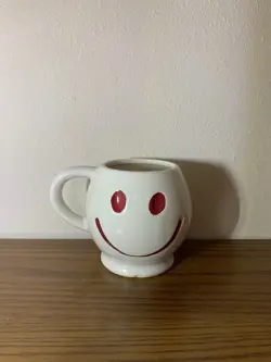 RED SMILEY