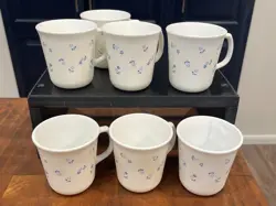 VINTAGE SET OF 7 CORNING CORELLE PROVINCIAL BLUE FLOWER COFFEE MUGS CUP D HANDLE