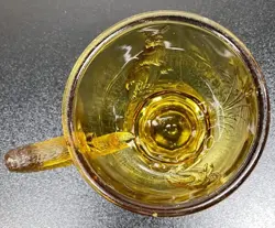AMBER GLASS MUG