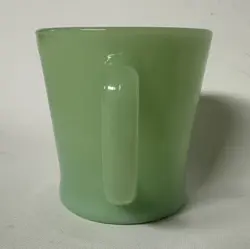MUG JADEITE