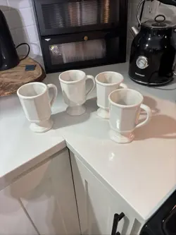 PEDESTAL COFFEE /TEA
