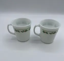 CUPS CHRISTMAS WINTER