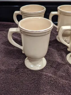 COFFEE MUGS FOOTED