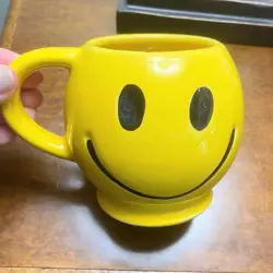 POTTERY CERAMIC YELLOW