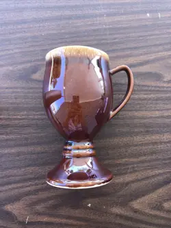 VINTAGE HULL USA POTTERY BROWN DRIP GLAZE IRISH COFFEE MUG CUP PEDESTAL GOBLET