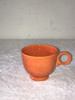 FIESTA POTTERY RADIOACTIVE