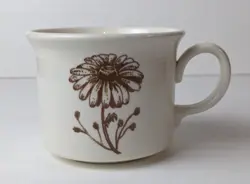 CUP USA DAISY