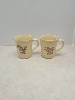 SET OF 2 PFALTZGRAFF VILLAGE MUGS -  VINTAGE USA