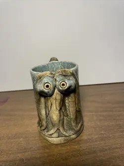 VINTAGE RICHARD SUSAN MARSHALL NC WOO CREATURE POTTERY MUG SIGNED