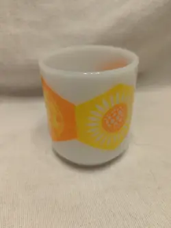 VINTAGE GLASBAKE MILK