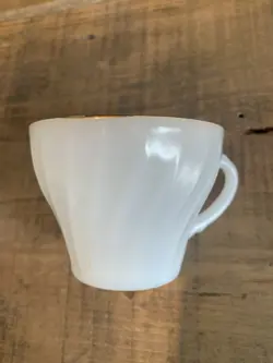 SWIRL COFFEE/TEA CUP