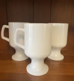 FOOTED PEDESTAL WHITE