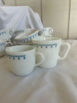 DINNERWARE BY