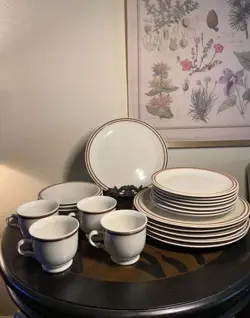 STONEWARE CHAMPAGNE