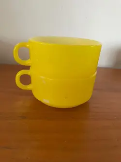 BRIGHT YELLOW
