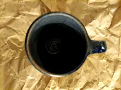 POTTERY BLUE DRIP