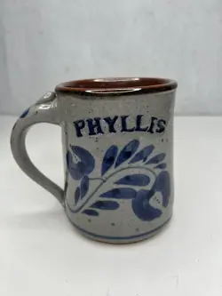 VINTAGE PHYLLIS