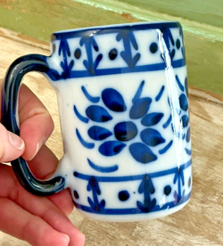 WHITE CUP MUG