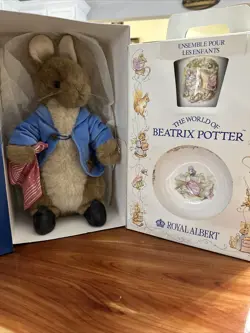 PETER RABBIT 100TH