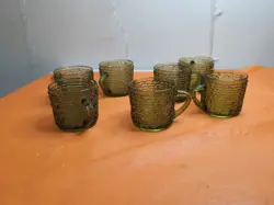 GREEN CUPS VINTAGE