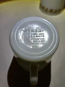 PYREX COFFEE MUG