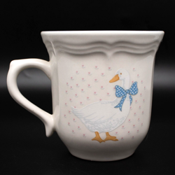 VINTAGE AUNT RHODY BRICK OVEN STONEWARE GOOSE COFFEE CUP MUG