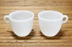 CUPS MUGS HANDLES