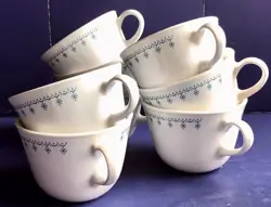 8 VINTAGE CORELLE COFFEE MUGS TEA CUPS BLUE AND WHITE SNOWFLAKES GARLAND PATTERN