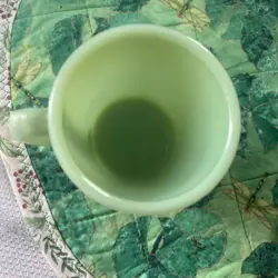 VINTAGE FIRE KING OVEN WARE JADEITE RESTAURANT D HANDLE COFFEE MUG