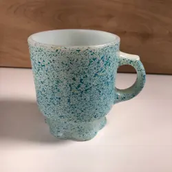 FIRE KING VTG WHITE BLUE SPECKLED CONCORD MILK GLASS PETAL FOOTED COFFEE MUG USA