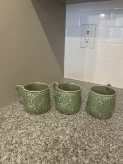 BORDELLO PINHEIRO GREEN LEAF IVY VINE MUGS SET OF 3 VINTAGE RETIRED