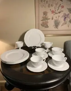 GLASS PLATES BOWLS