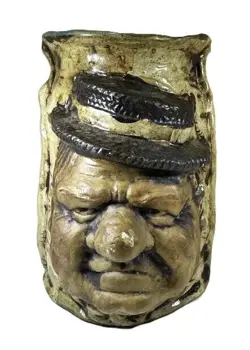 TANKARD VASE 5.75