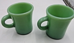 VINTAGE FIRE KING JADEITE 2 COFFEE MUG CUP C HANDLE HEAVY RESTAURANT WARE GREEN