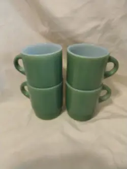 VINTAGE ANCHOR HOCKING FIRE KING AVOCADO GREEN STACKING COFFEE CUPS - SET OF 4
